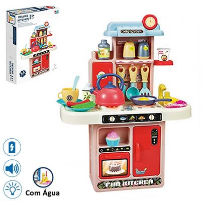 Cozinha Pequena com Luz Som Água